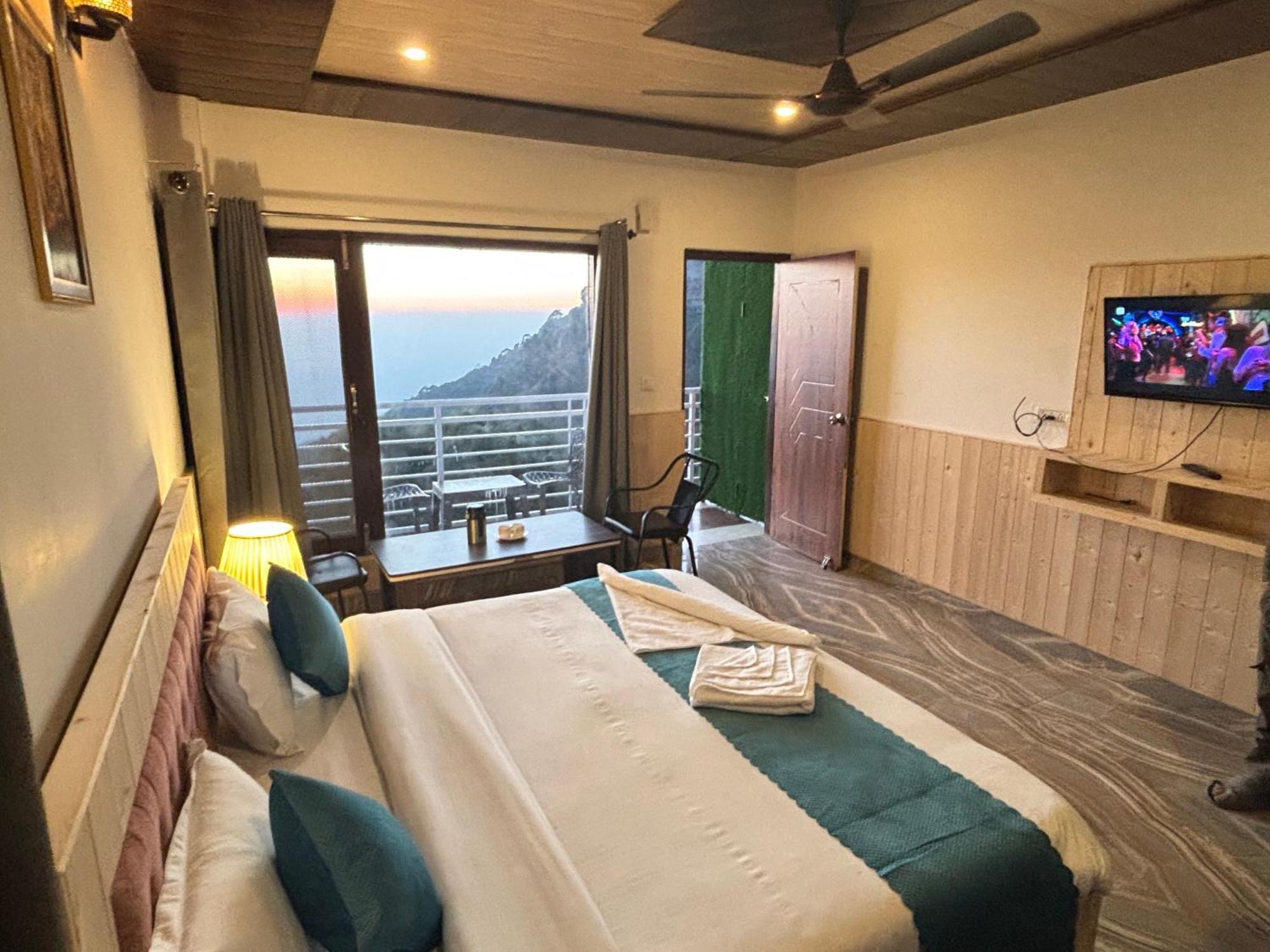 Urban Wave 2Bed Rooms By The North Edge Касаули Екстериор снимка