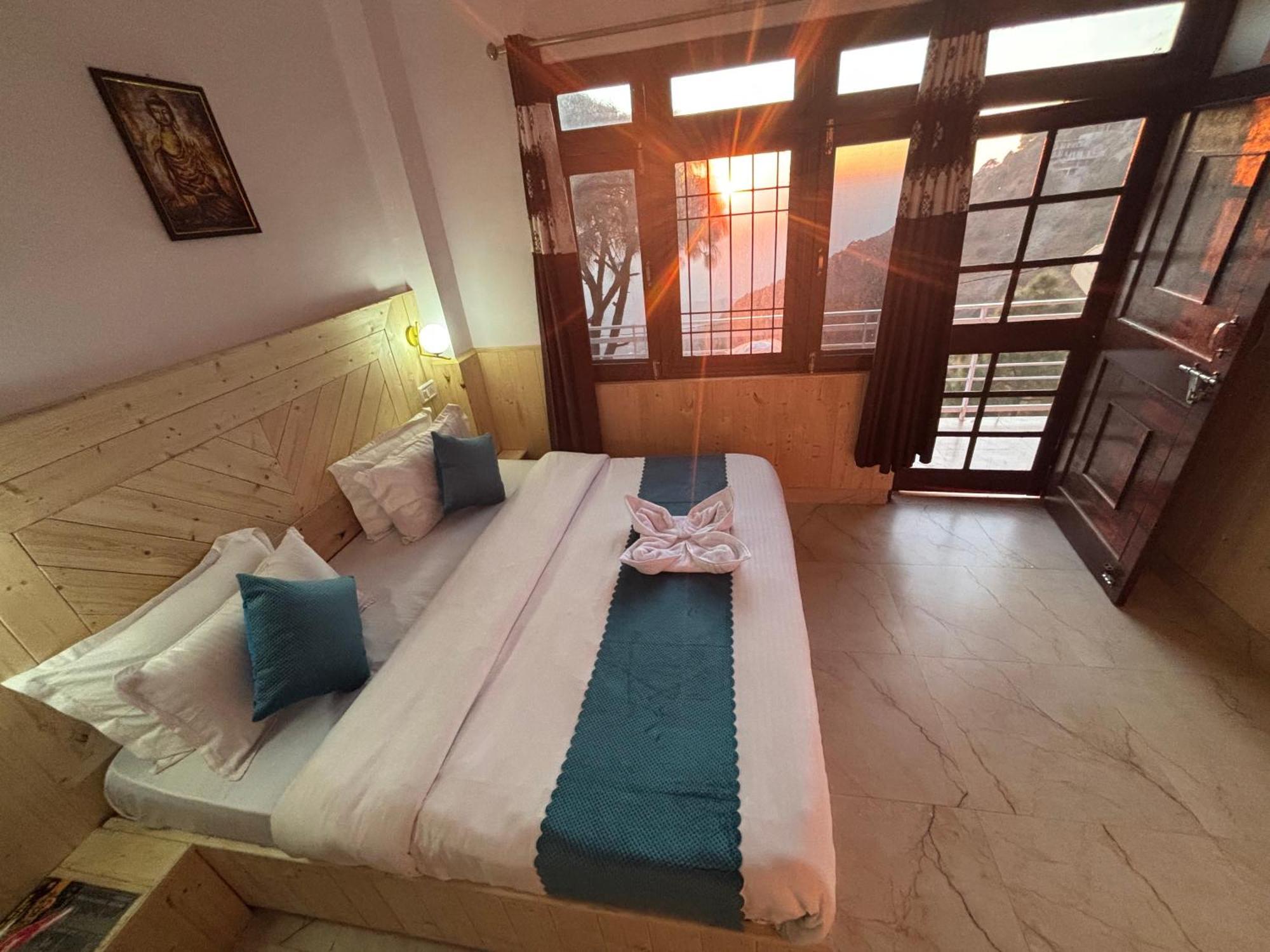 Urban Wave 2Bed Rooms By The North Edge Касаули Екстериор снимка